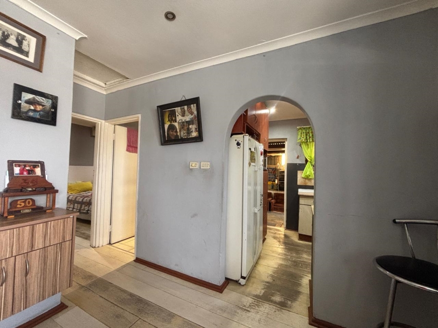 7 Bedroom Property for Sale in Beverly Park Western Cape